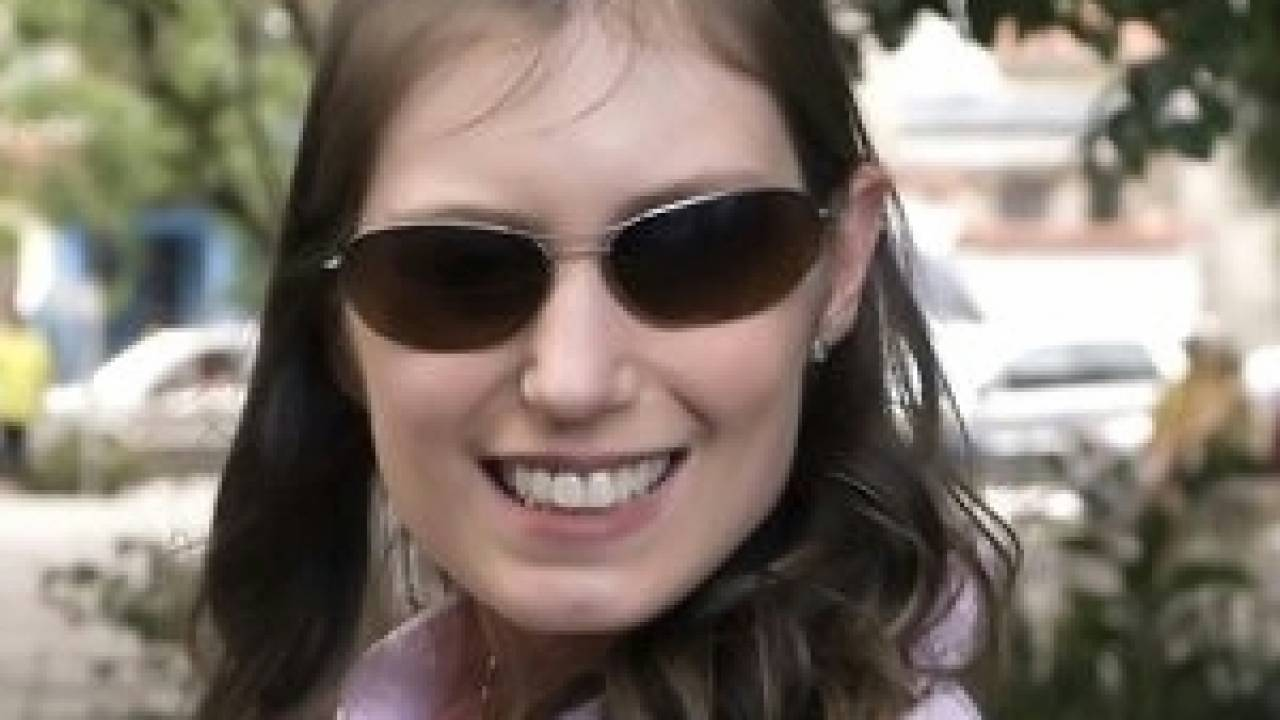 Novela “Caras e Bocas” Globoplay Novelas: Dafne volta para Gabriel e Anita entra em trabalho de parto no momento mais inesperado